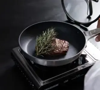 Steak v panvici Emura
